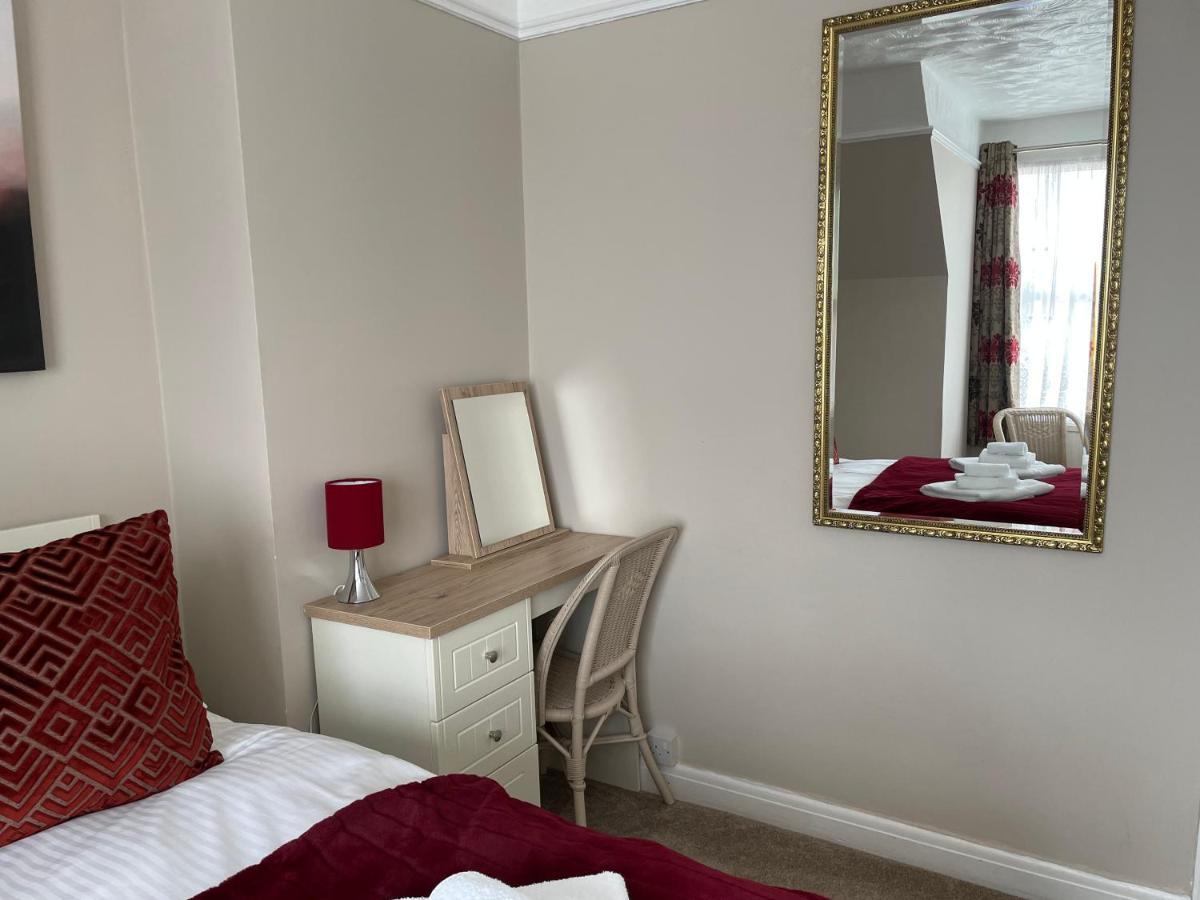 The Sandrock Clacton-on-Sea Luaran gambar